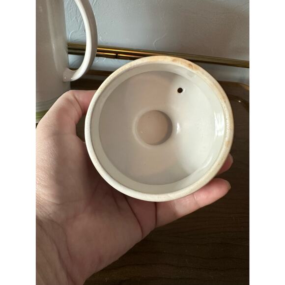 Vintage 1968 Blue Grapes Tea Coffee Pot by Harmony House made in Japan Ironstone - Picture 8 of 14